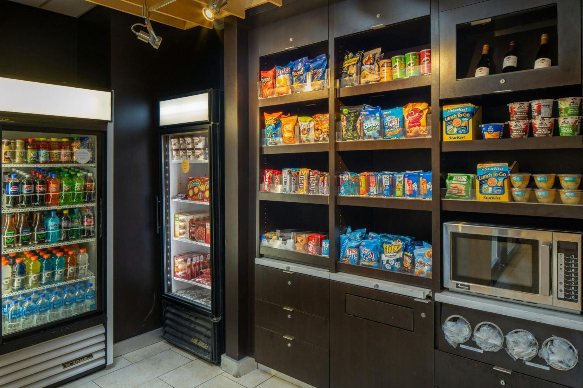 Courtyard By Marriott Jackson Airport/Pearl Hotell Exteriör bild