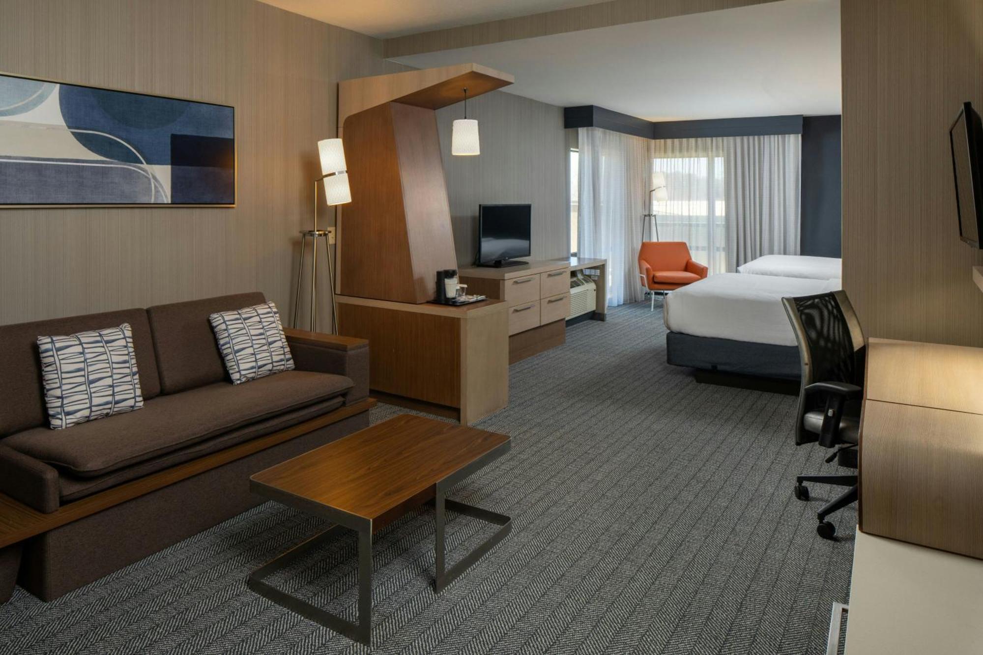 Courtyard By Marriott Jackson Airport/Pearl Hotell Exteriör bild